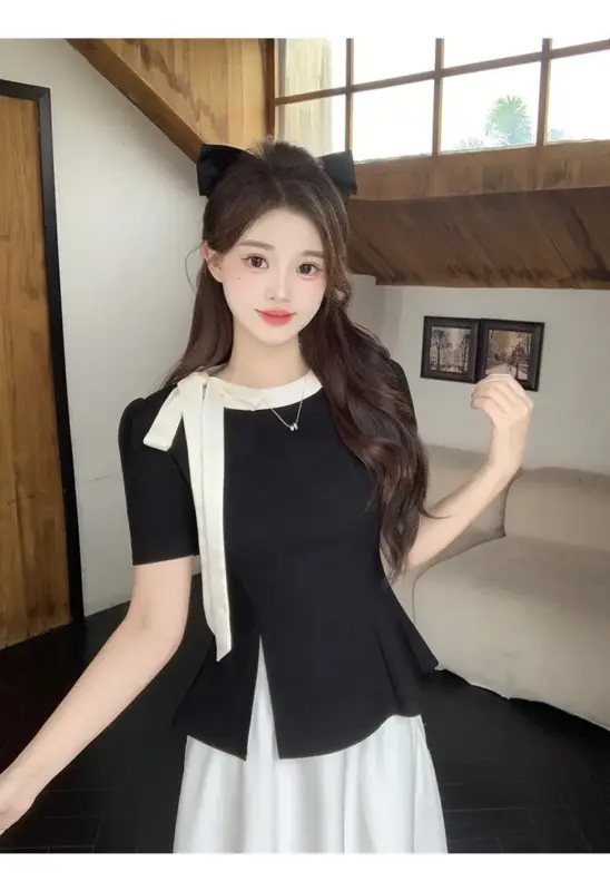 Bow Split Short Sleeve Top thumbnail 2