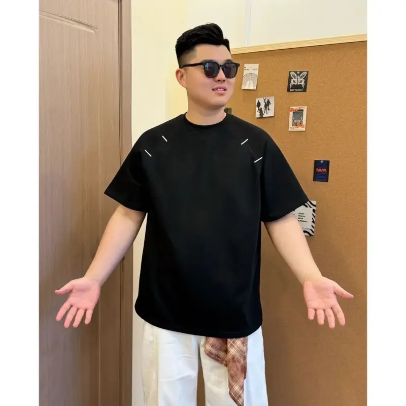 明線繡花T恤 縮圖 2