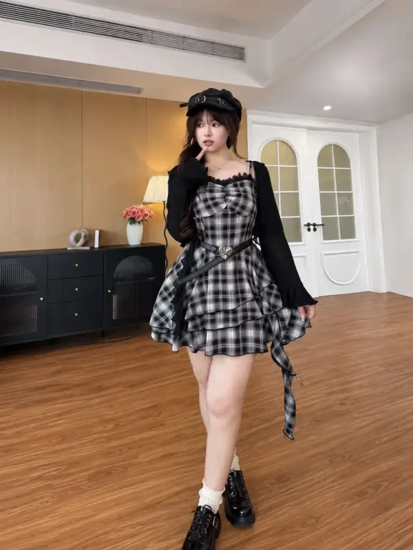 薄霧少女復古格紋吊帶裙+開衫 縮圖 4